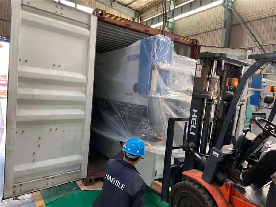 Prensa plegadora India-WE67K-125T/3200