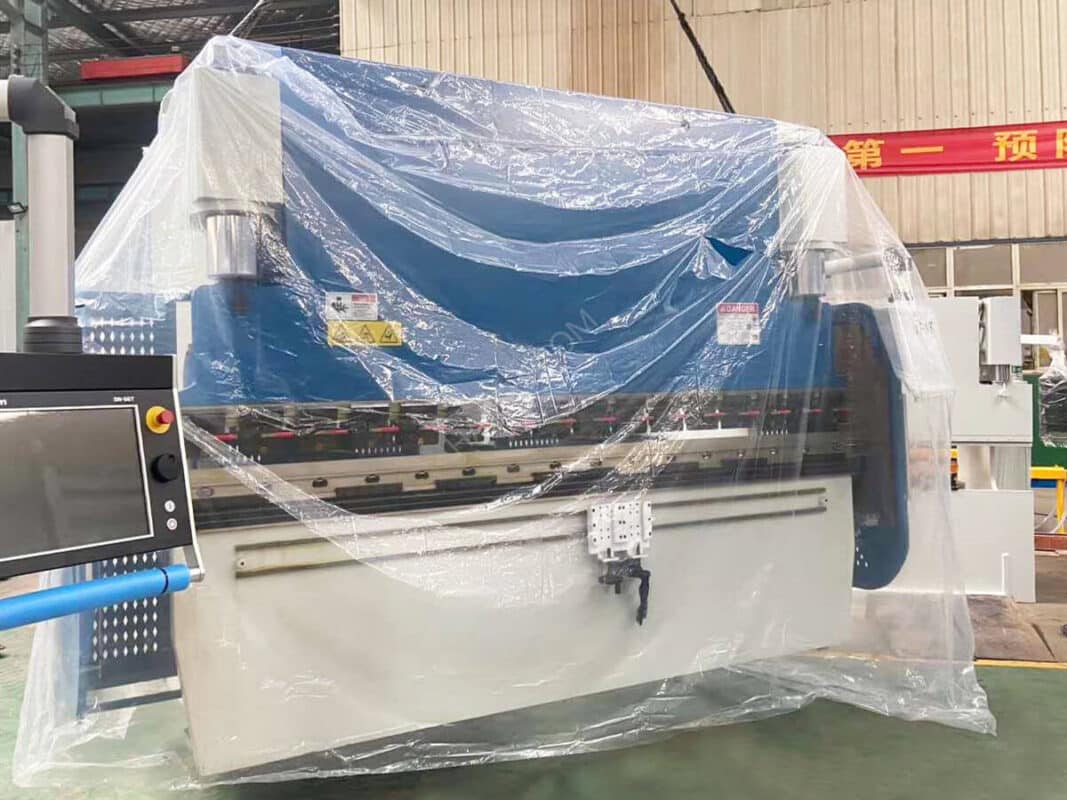India-WE67K-160T3200 CNC Press Brake With DA-58T 4+1 Axis