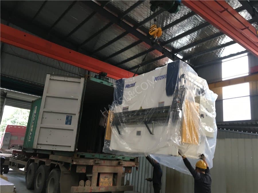 Presse plieuse Indonésie-WC67Y-80T/2500