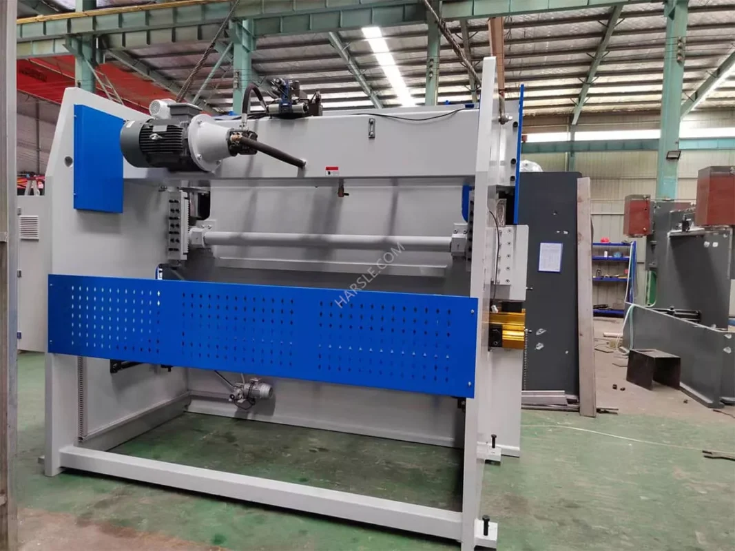 Irak-WC67K-200T/3200 Abkantpresse