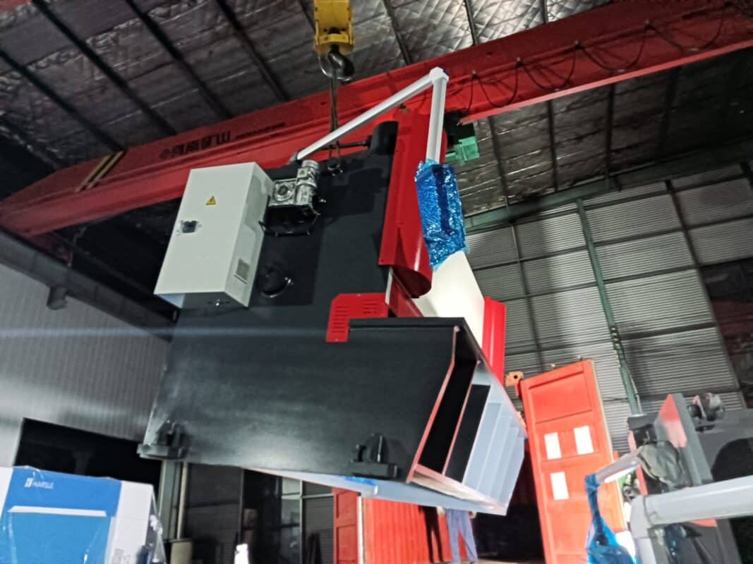 Cesoia Italia-QC11K-20X4000