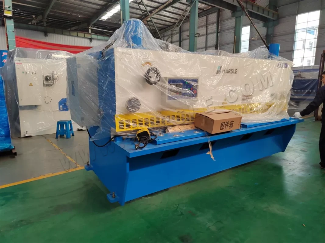 Máquina de corte por láser y otras cinco máquinas de Kazajstán
