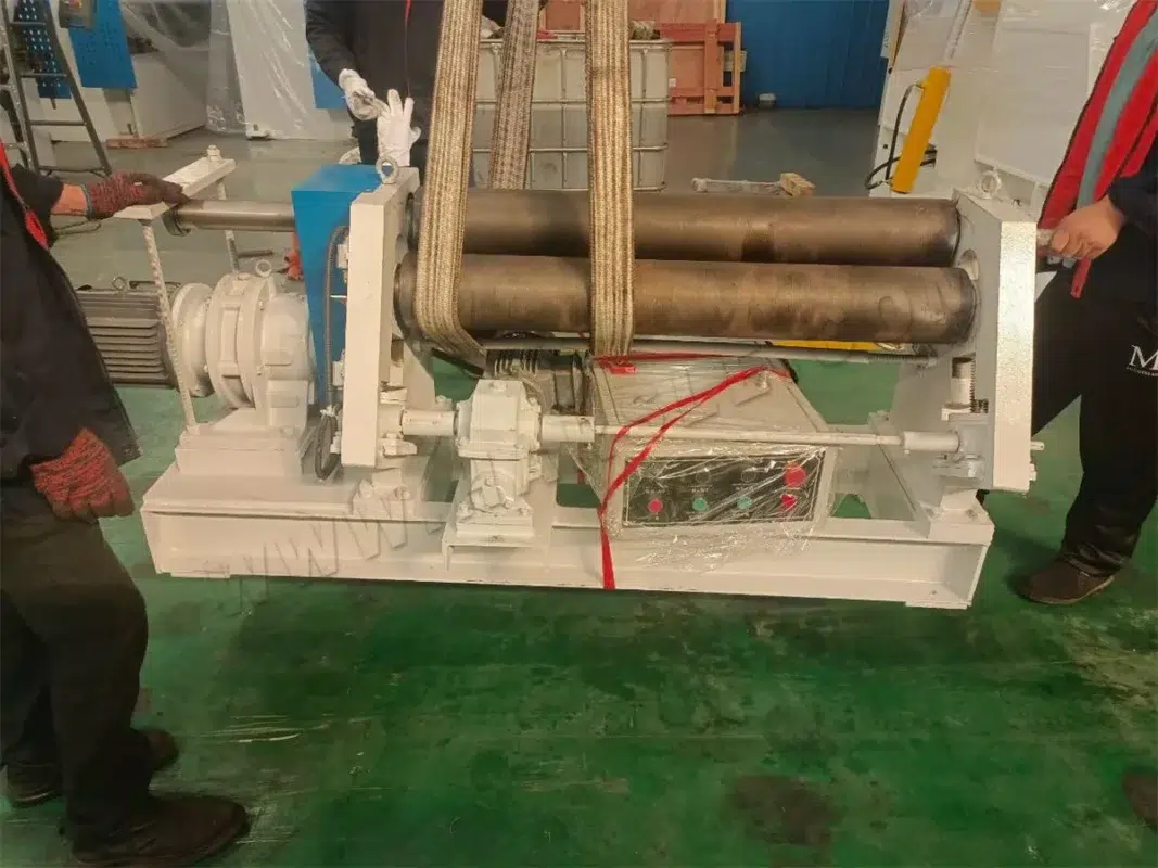 لاتفيا-WE67K-63T1500 DA53T مكبس فرملة CNC