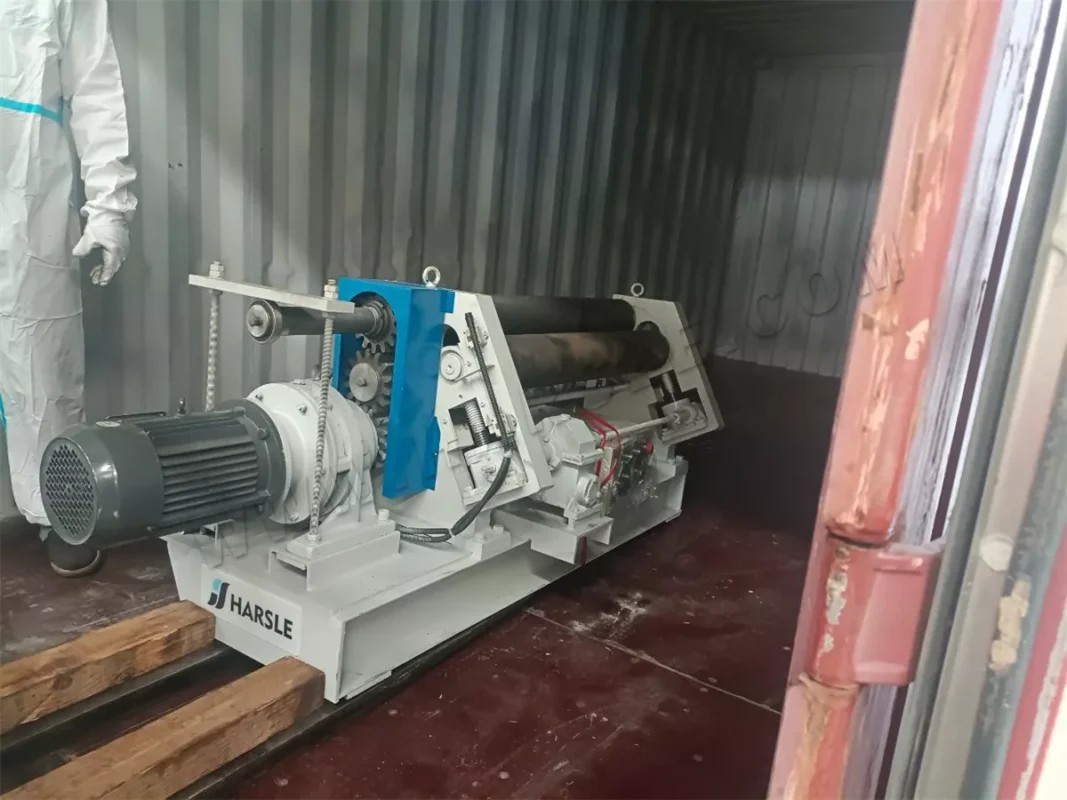 لاتفيا-WE67K-63T1500 DA53T مكبس فرملة CNC