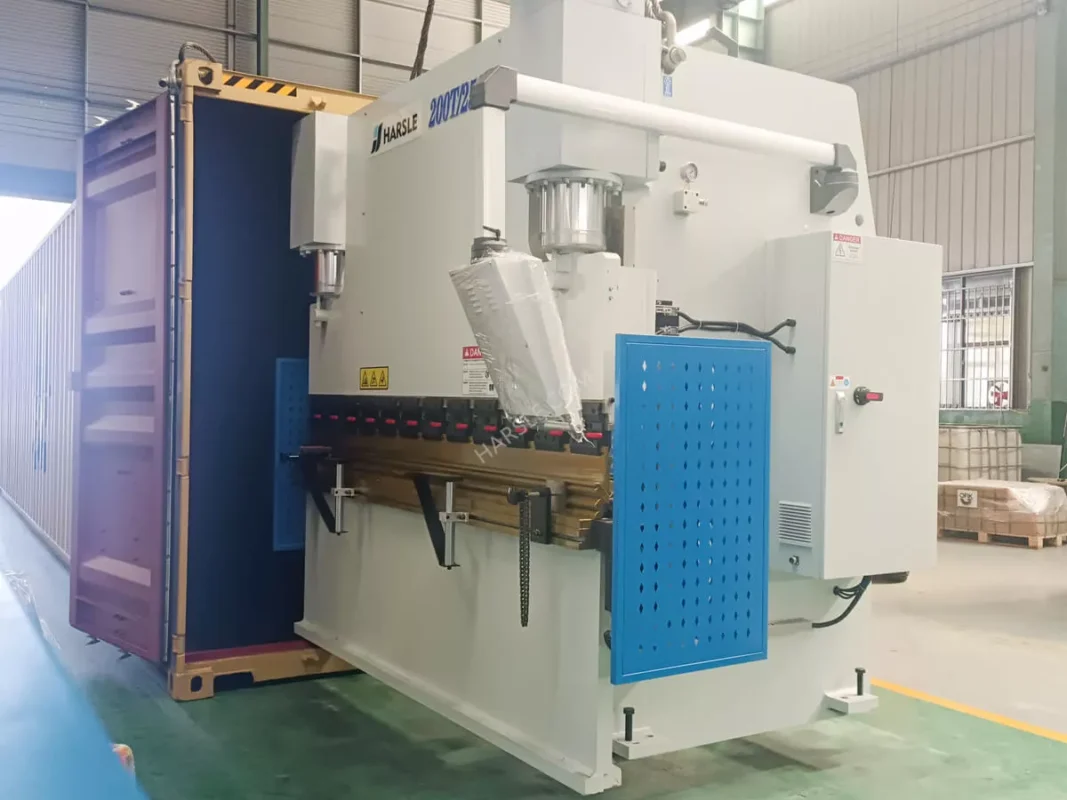 Mexico-Three WC67K-200T2500 HS-15T Press Brakes