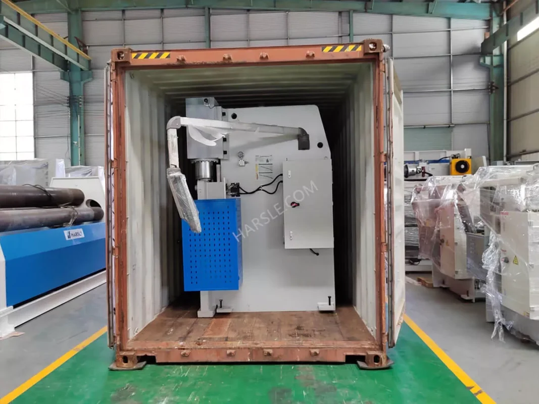 Nueva plegadora hidráulica Caledonia-WC67K-250T/3200 NC con sistema E21