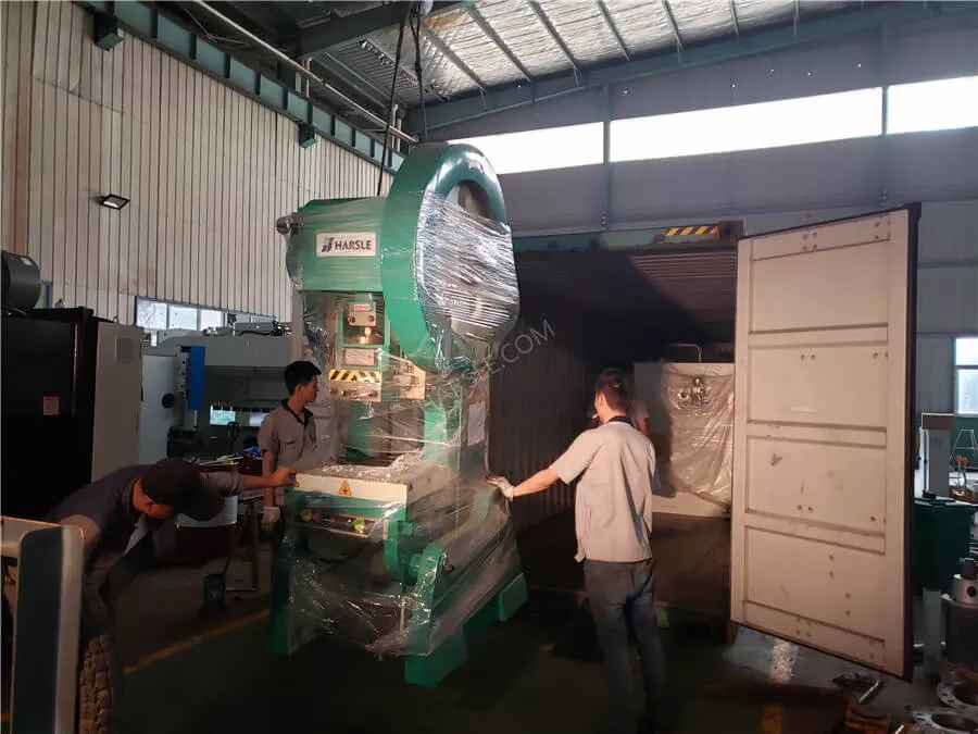 Presse plieuse hydraulique Arabie saoudite WE67K-300T/3200