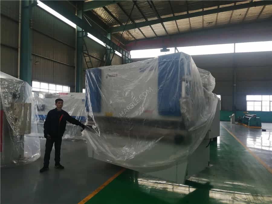 Serbien-WC67K-160T/3200 Abkantpresse