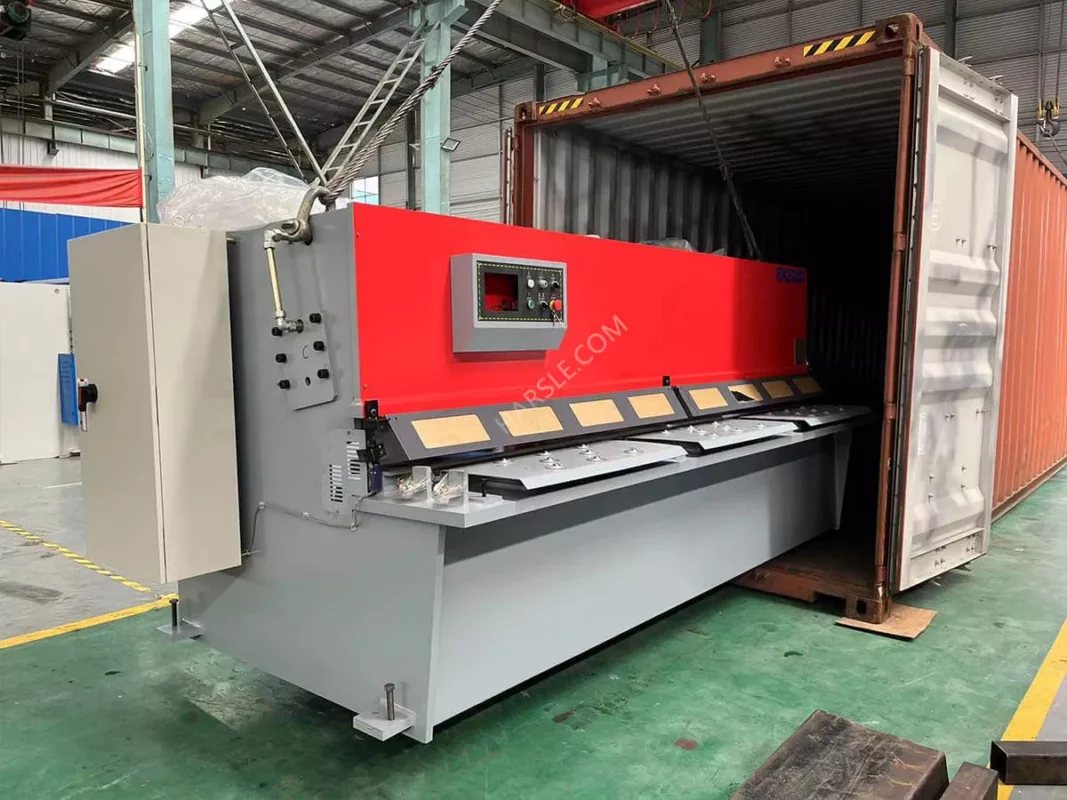 Испания-QC12K-6X3200 Ножницы с поворотной балкой