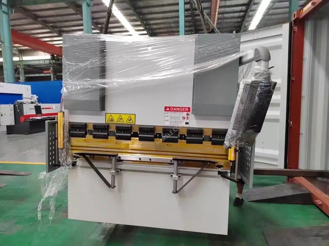 USA-Five Hydraulic Press brakes