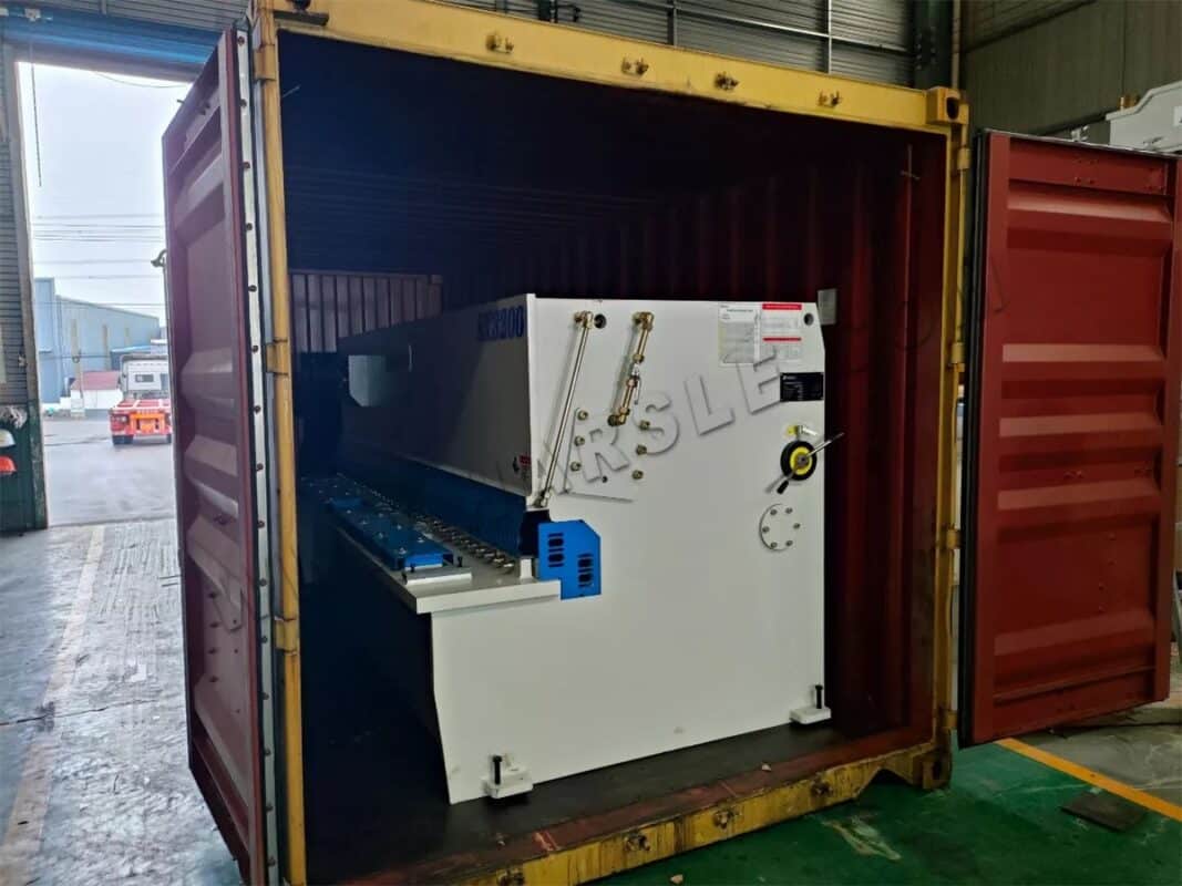 Paraguay-WC67K-200T6000 Prensa plegadora QC12K-8X3200 Cizalla W11-6X2500 Laminadora 52NC Dobladora de tubos