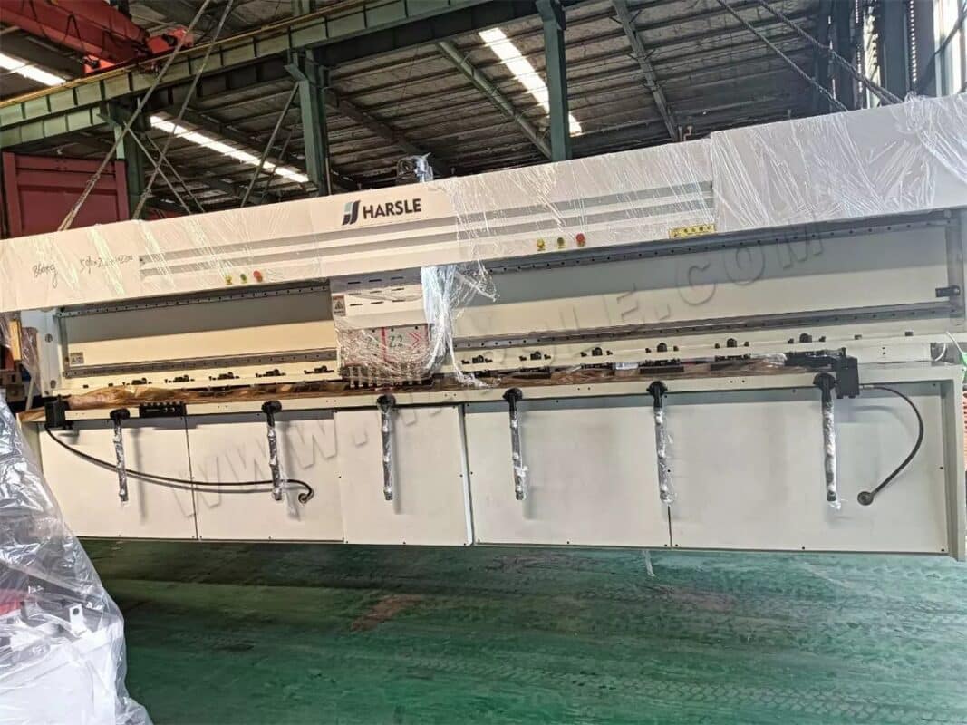 Italia-HSVC-1250/4000 Scanalatrice verticale a doppia testa