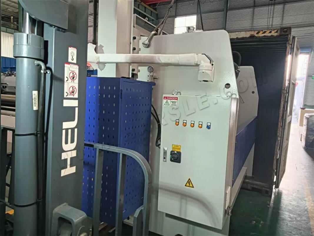 Brésil - 5 ensembles de presses plieuses à commande numérique