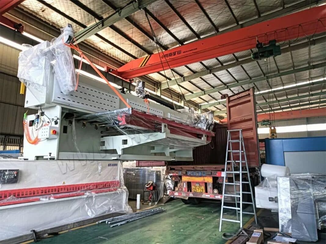 Italia-HSVC-1250/4000 Scanalatrice verticale a doppia testa