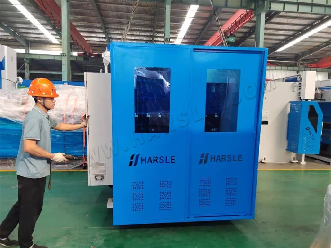 Thailand-WE67K-40T2000 DA69T 8-Achsen-CNC-Abkantpresse