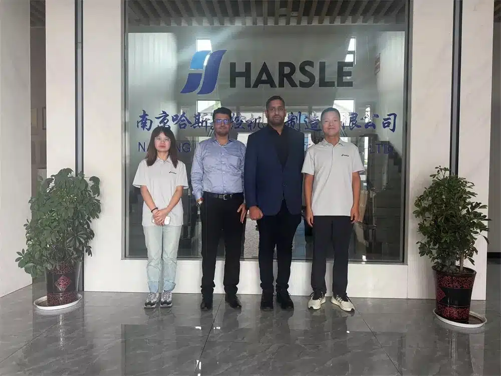 تعزيز الاتصالات العالمية: زيارات العملاء في سبتمبر إلى HARSLE