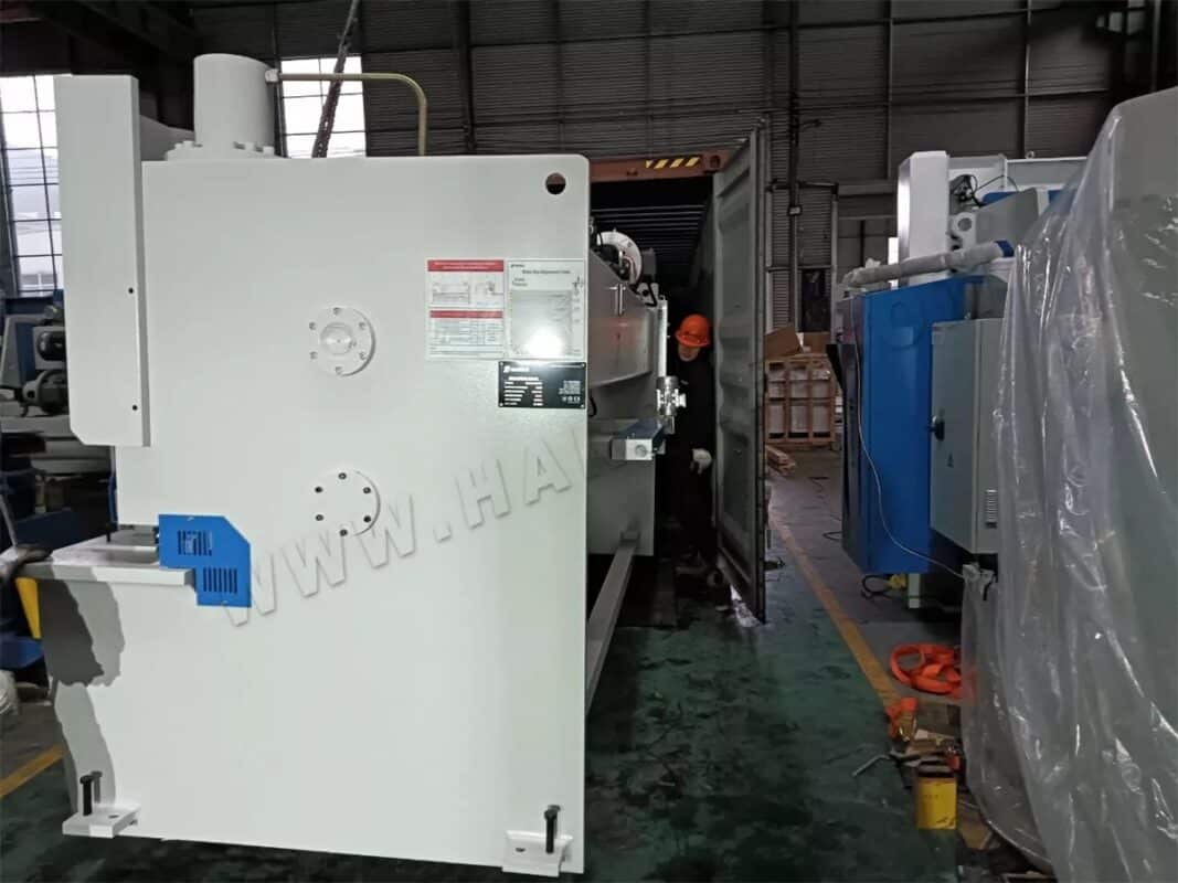 Mexico-QC11K-8x3200 Shearing Machine And W24S-16 Profile Rolling Machine