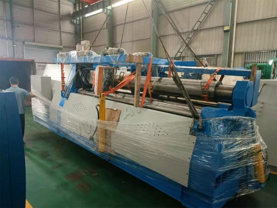 Máquina laminadora CNC Polonia-W12-12X3000