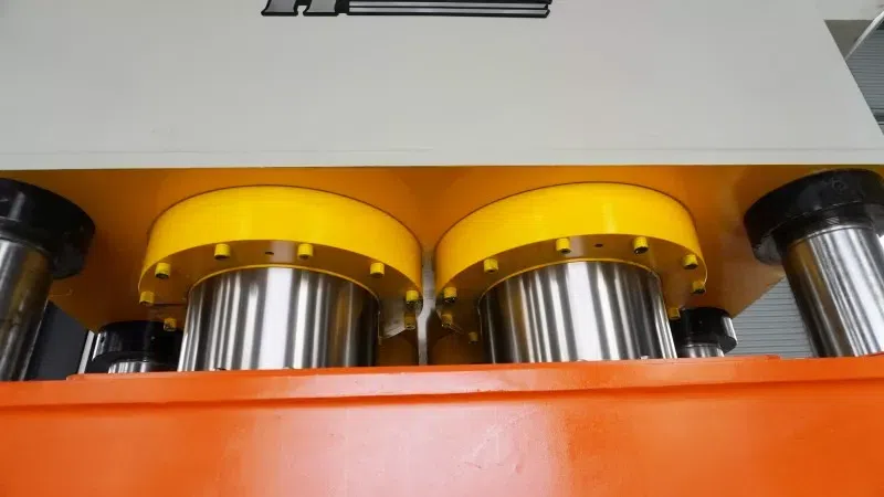 Technische Daten für 2000T Hydraulikpresse