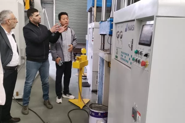 Palestine-Hydraulic Press Machine