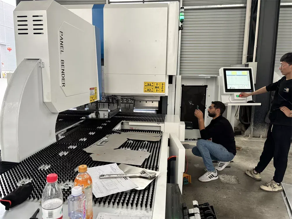 Capacitando clientes egípcios: história de sucesso em treinamento de equipamentos