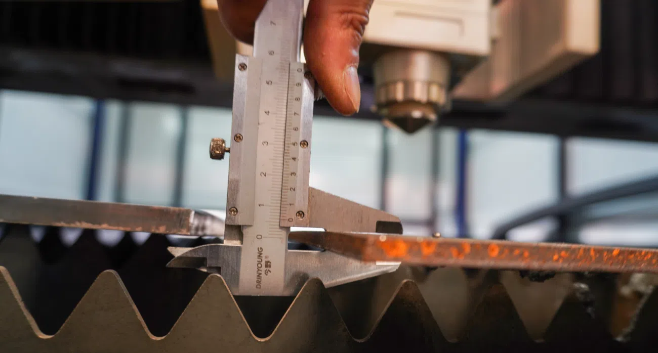 Comment pouvez-vous simplifier l’installation d’une machine de découpe laser ?