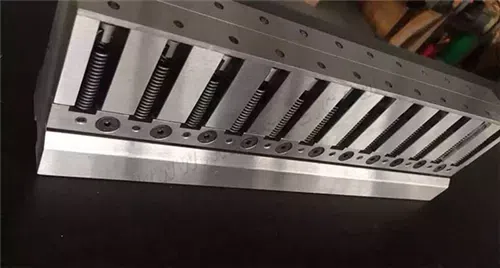 Non-Indentation Molds