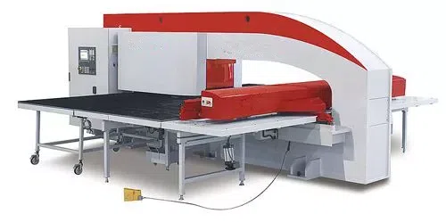 مشاكل قالب المحطة الدوارة لثقب البرج CNC