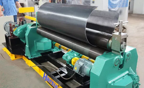 Cos'è la macchina per la laminazione di lastre metalliche