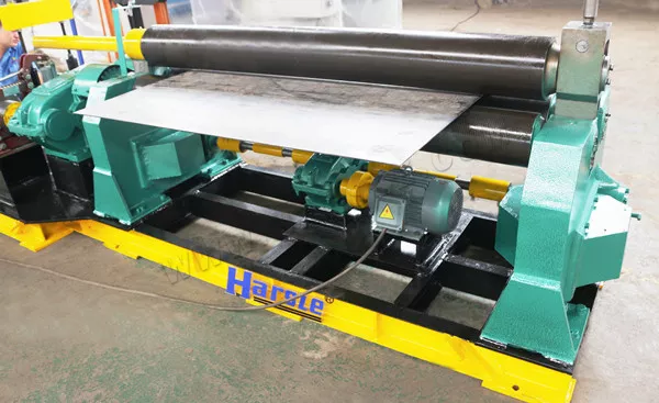 ¿Qué es una máquina laminadora de placas de metal?