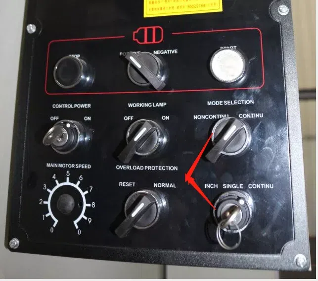 Come modificare la corsa e la matrice della pressa elettrica