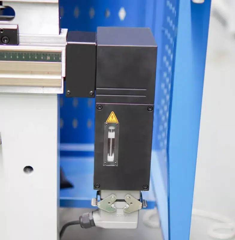 Elektrohydraulische Abkantpresse VS Öl-Elektro-Hybrid