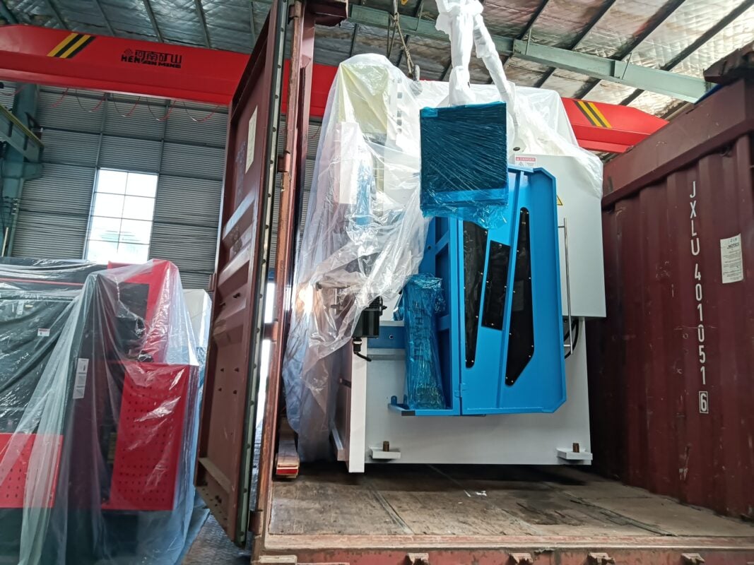 Presse plieuse Chili-WE67K-250T4000 et EP-35T1250