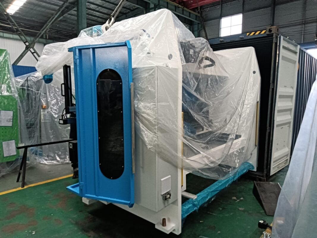 Presse plieuse CNC Serbie-WE67K-160T3200