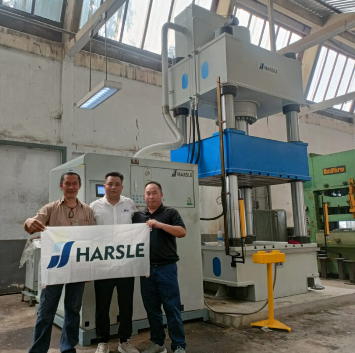 Hydrauli Rk Machine 200 Tue 200 Ton Hydraulic Press Machine with Custom Options | HARSLE