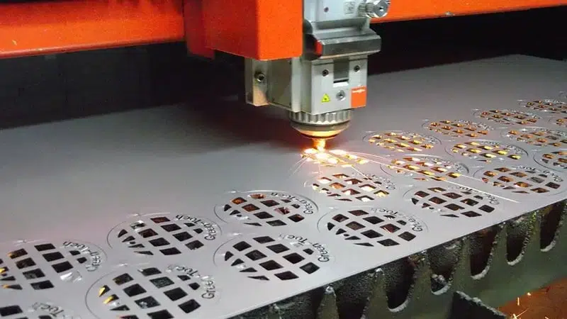 Materialien können mit einem Faserlaser geschnitten werden