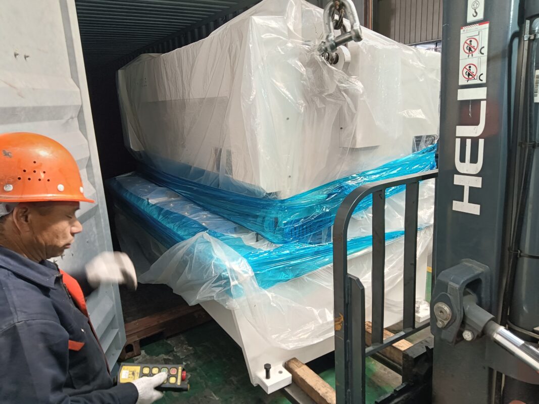 Índia-QC11K-10X2500 Máquina de cisalhamento