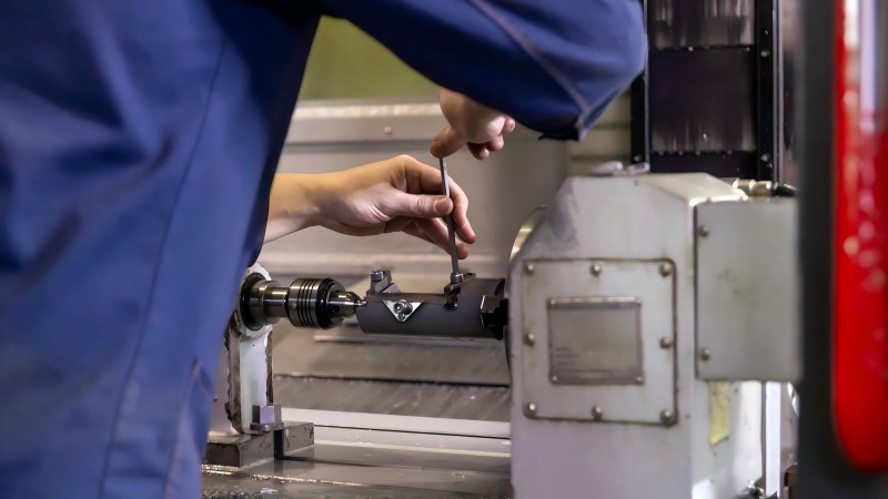  Services après-vente pour presses plieuses