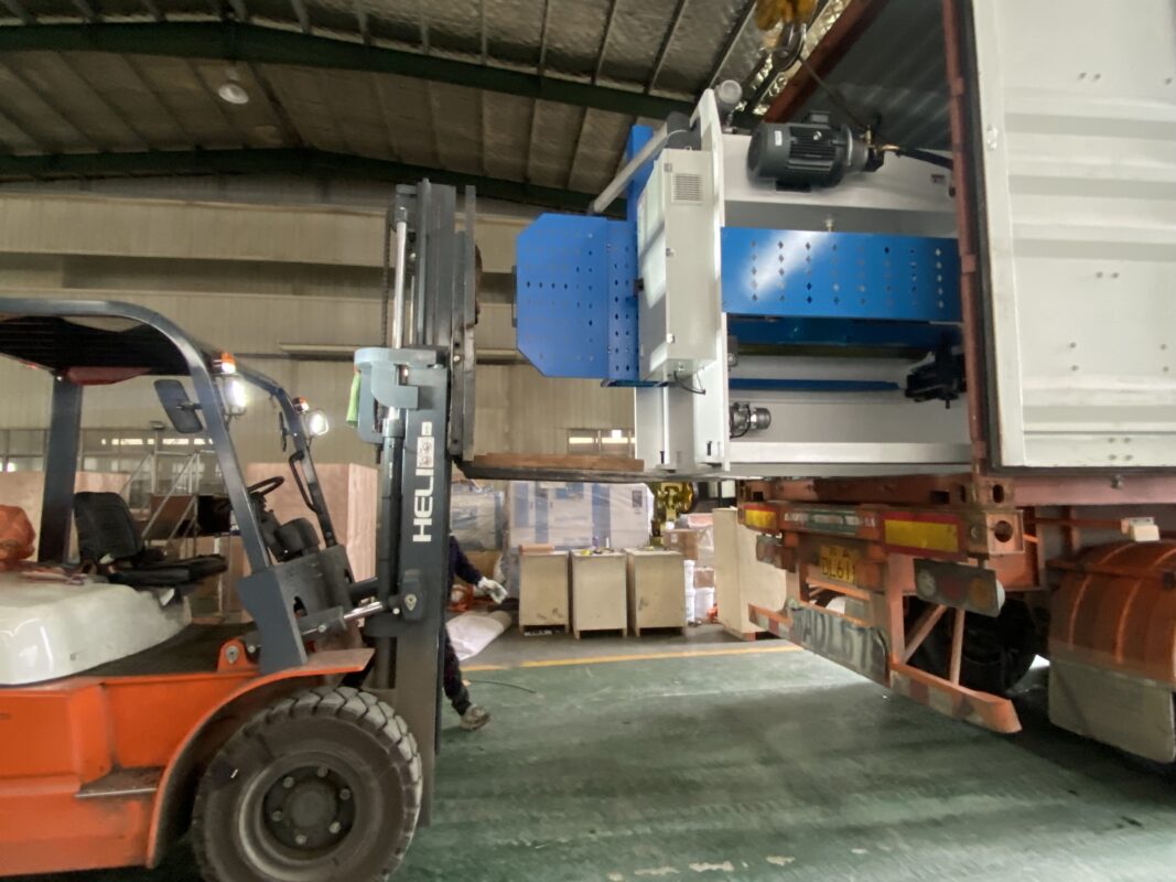 Presse plieuse Mexico-WC67K-40T1500