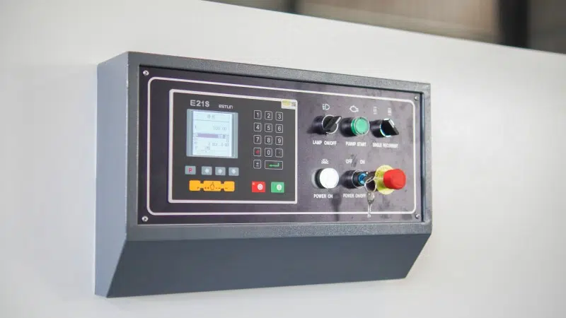 Logiciel de contrôle adapté aux machines de découpe laser
