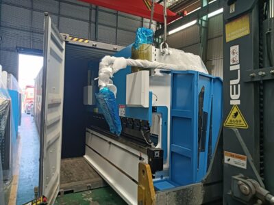 Russia-Y27-250T Hydraulic Press