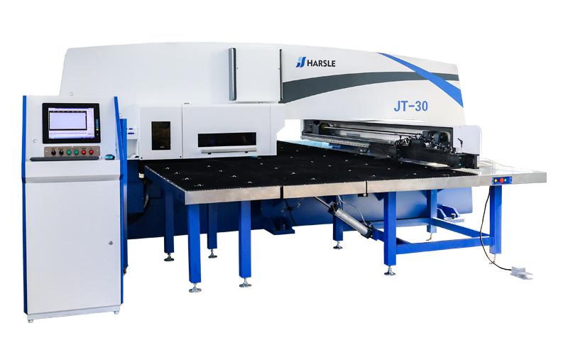 Punzonatrice a torretta CNC