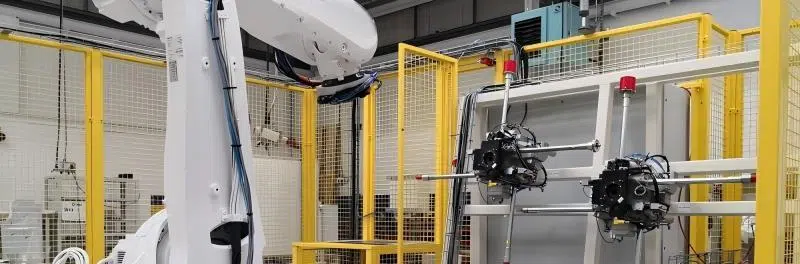 System automatycznego dziurkowania robotem