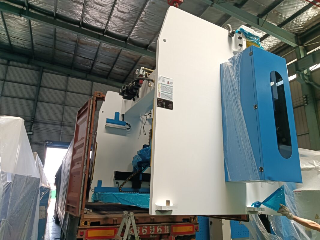 Korea-WE67K-250T4000 CNC-Abkantpresse