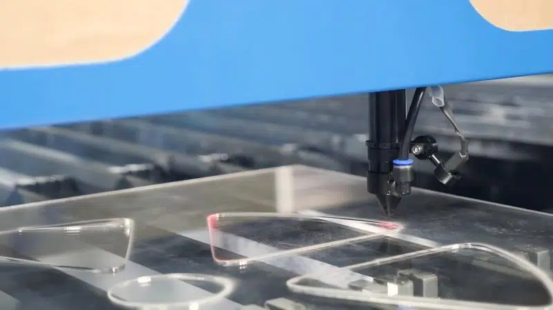 Macchine per il taglio laser nella lavorazione della plastica