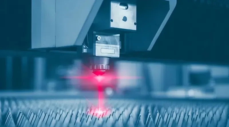 Por que usar o corte a laser na produção de equipamentos médicos?