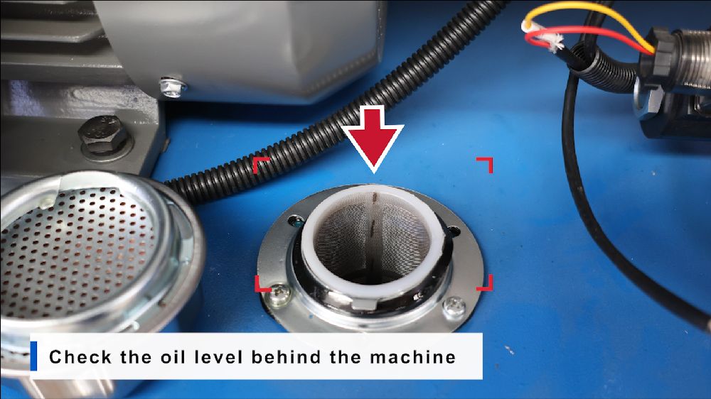 Como operar a máquina de ranhura vertical em V com eficiência?