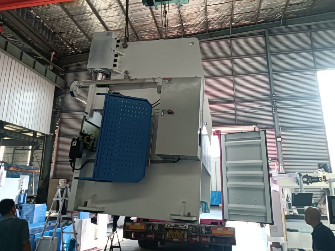 Prensa plegadora Egipto-WC67K-400T3200