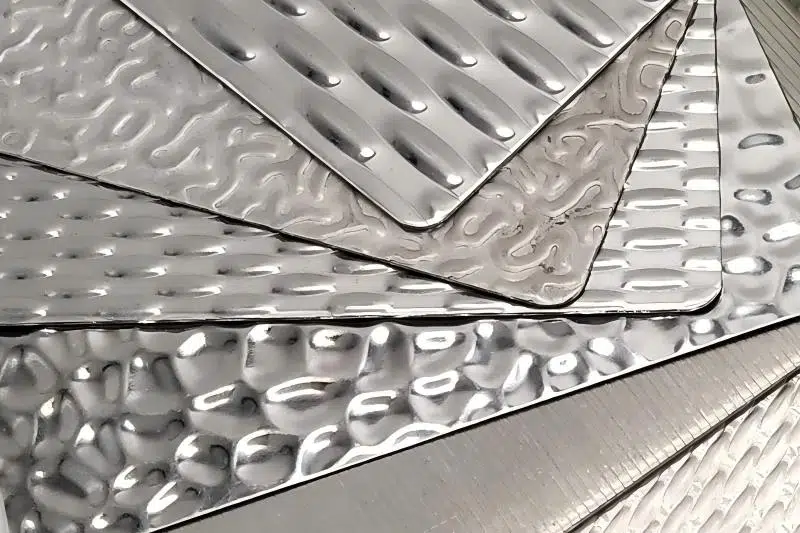 Quels avantages offrent les presses hydrauliques pour la fabrication d’ustensiles de cuisine ?