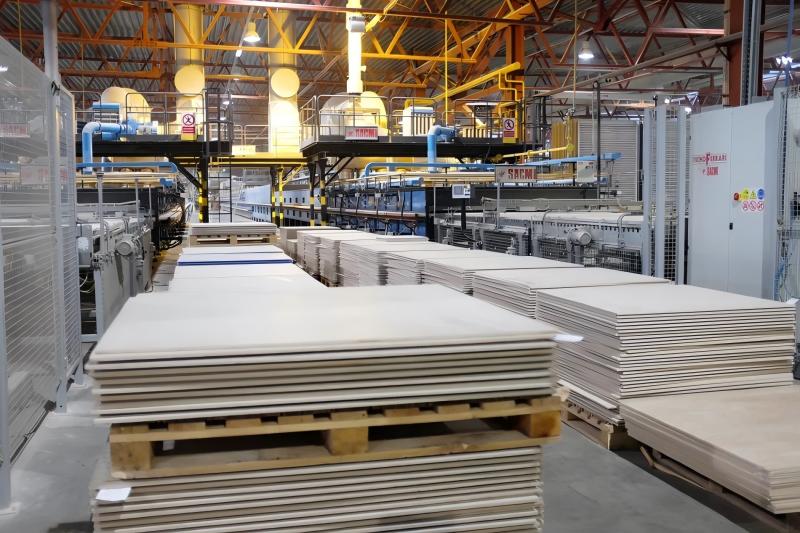 Prasy hydrauliczne w produkcji ceramiki